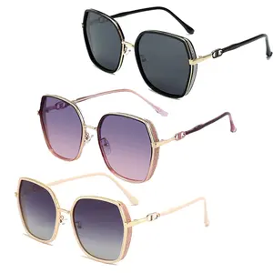 Women's Retro Oversized Round Sunglasses, Tortoiseshell Acetate Frame, Trendy Beach Eyewear with UV400 Polarized Lenses for Driving, Trendy Styling Sunglasses